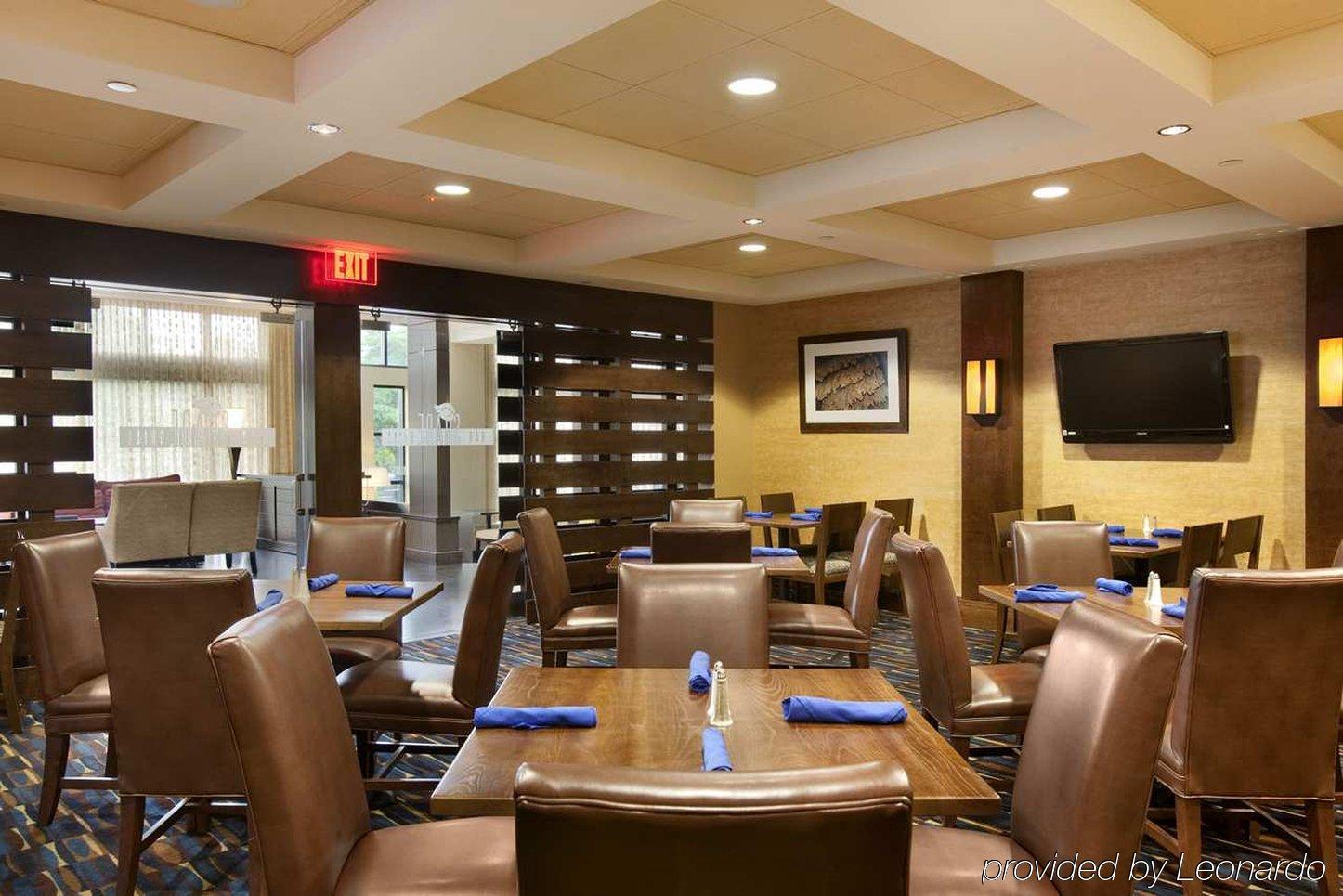 Doubletree By Hilton Bradley International Airport Hotel Windsor Locks Restaurant photo